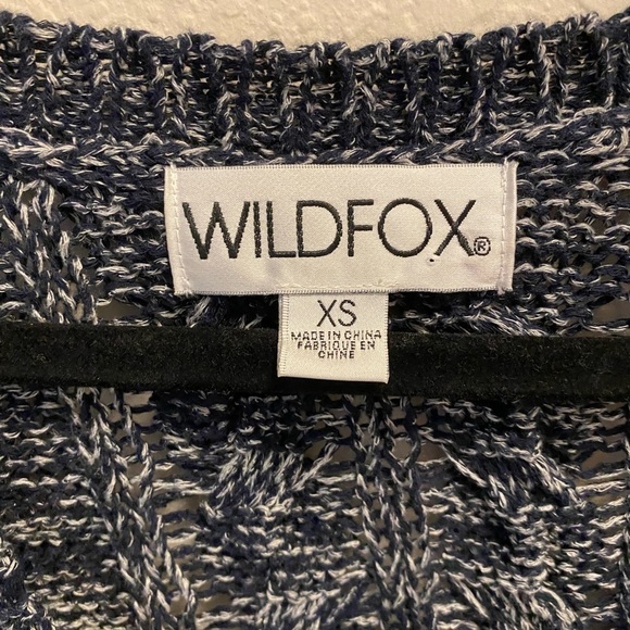 Wildfox v-neck knit distressed sweater - Picture 5 of 11